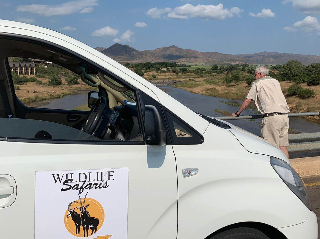 Wildlife Safaris Day Tours景点图片