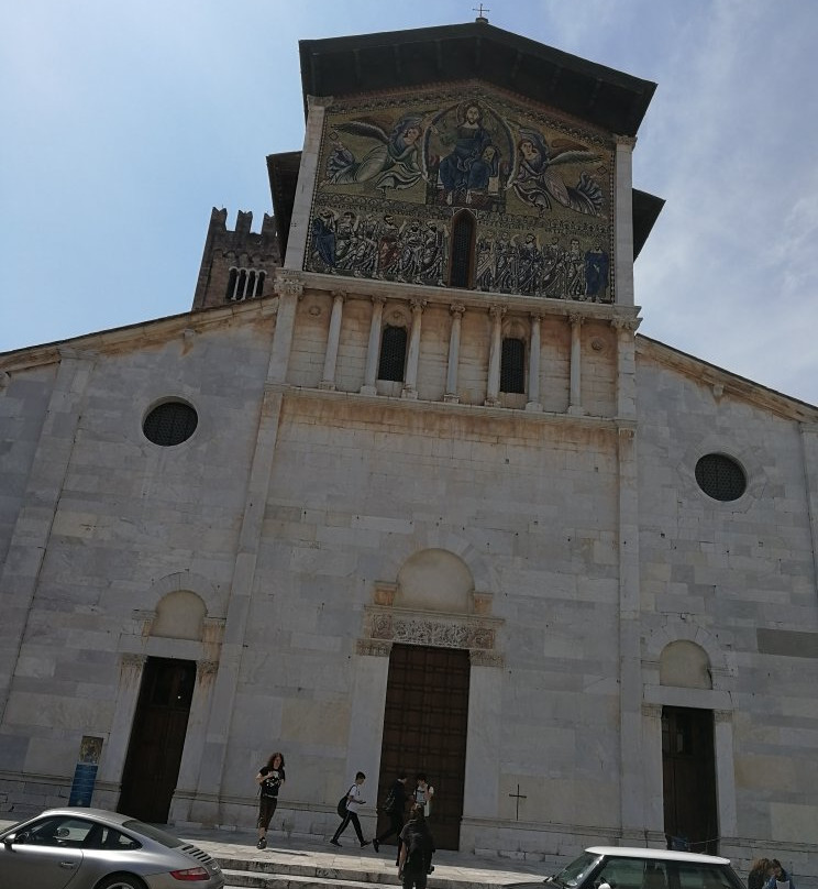Basilica of San Frediano景点图片