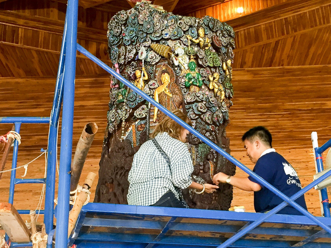 Wat Khaochawang-磅南隆必去景点