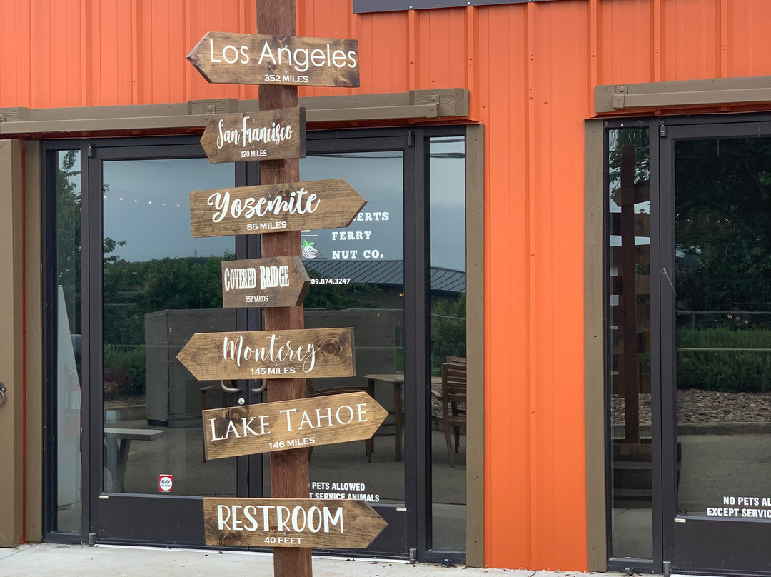 Roberts Ferry Gourmet-Waterford必去景点