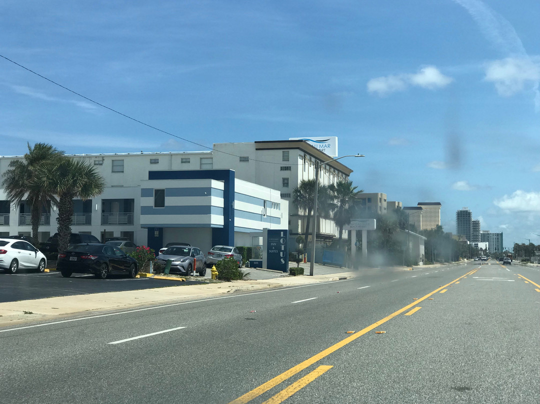 Lotus Boutique Inn & Suites主图