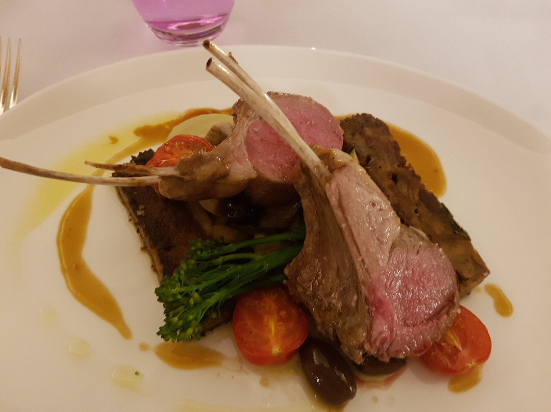 奥贝斯赫瓦比斯赫尔酒店主图