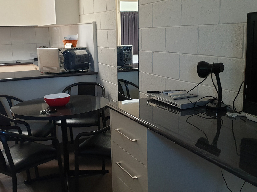 Hamilton Lakeside Motel主图