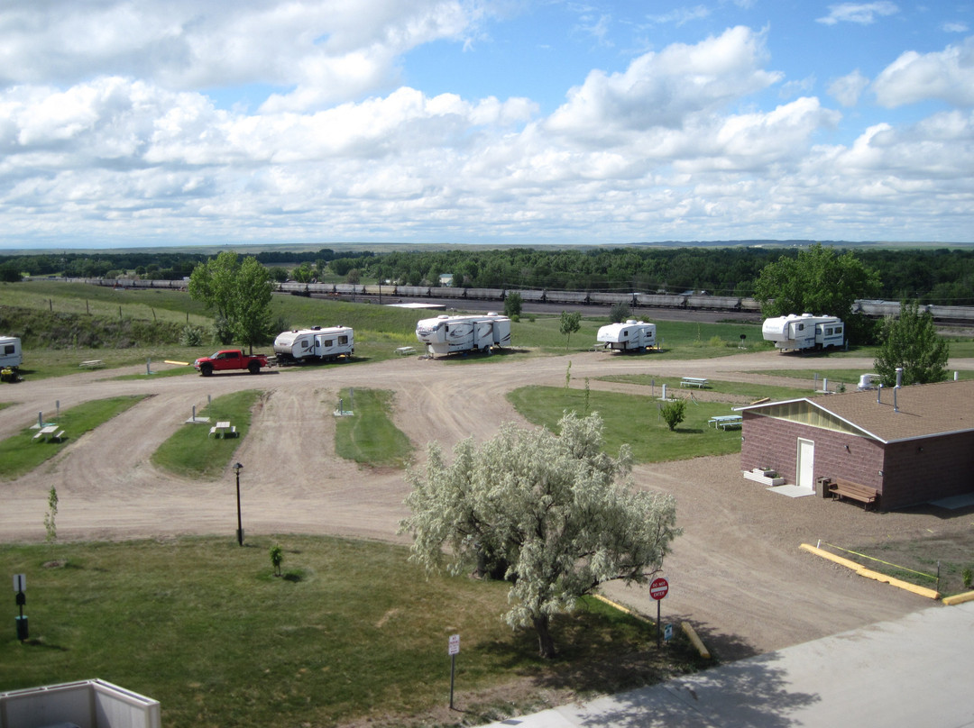 Cottonwood Inn & Suites主图