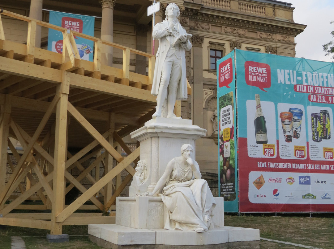 Schiller-Denkmal-威斯巴登必去景点