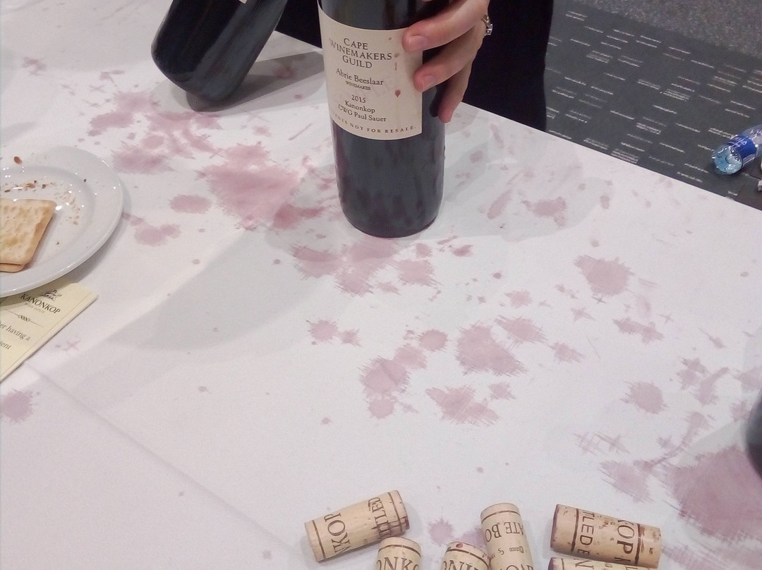 She Voyage hospitality-弗维斯必去景点