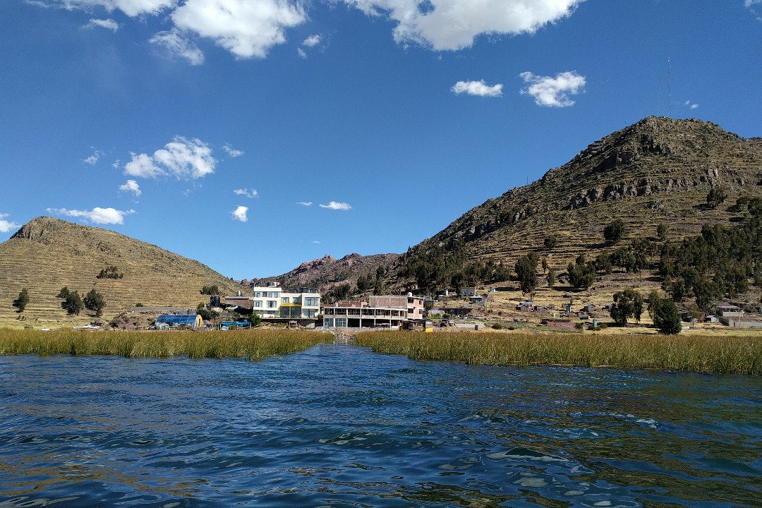 Yacht Lago Titicaca主图