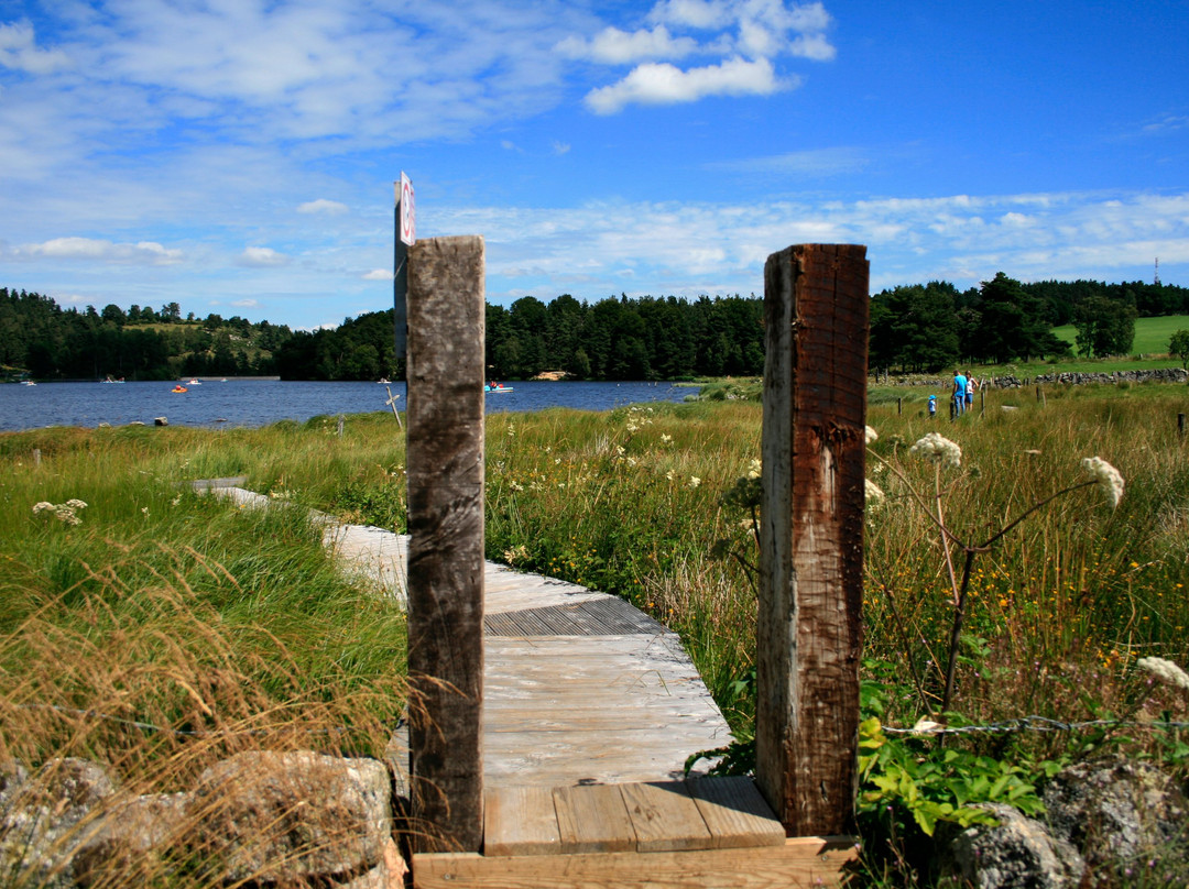 Lac du Moulinet-Le Buisson必去景点