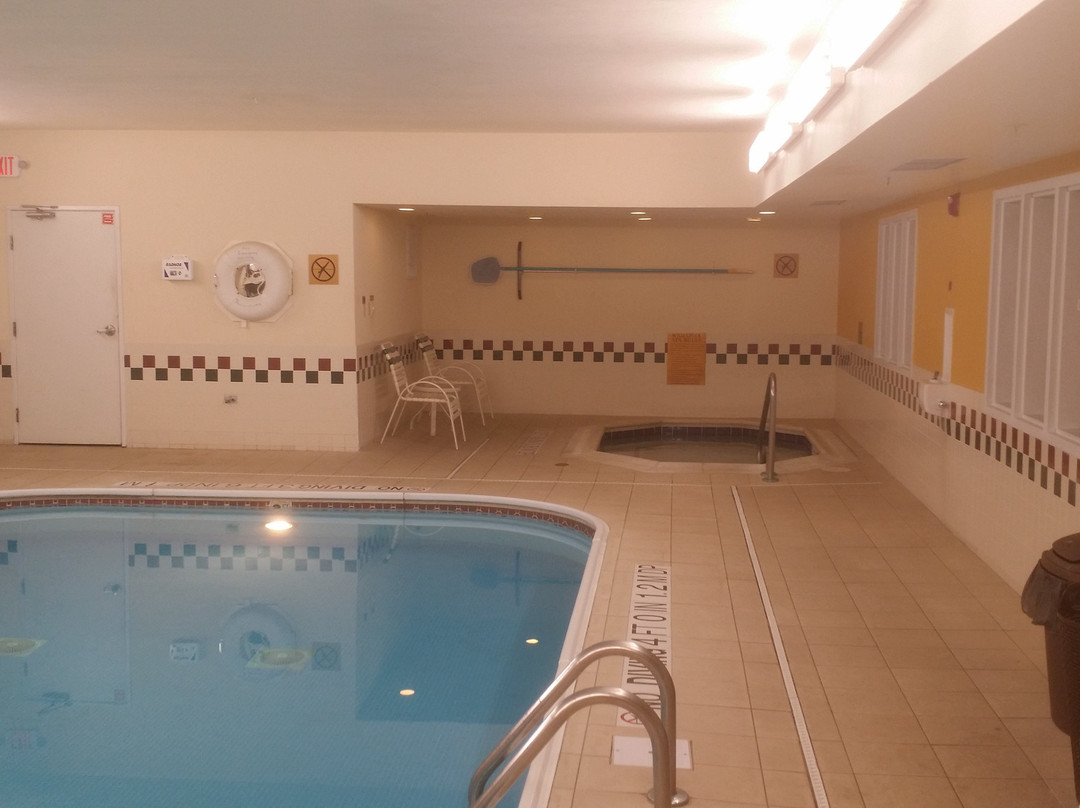 Comfort Inn & Suites主图