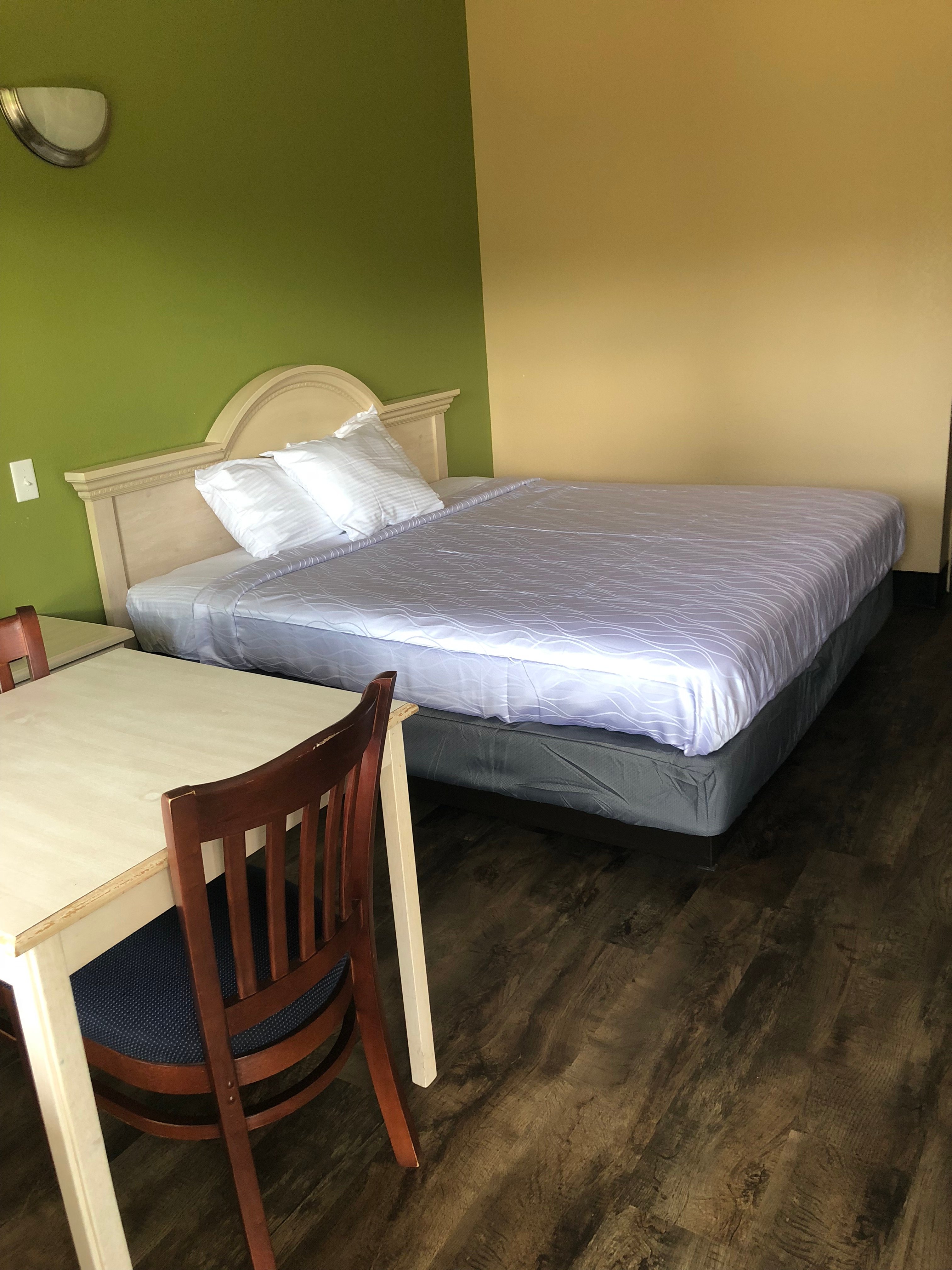 Weston Inn & Suites-portrait