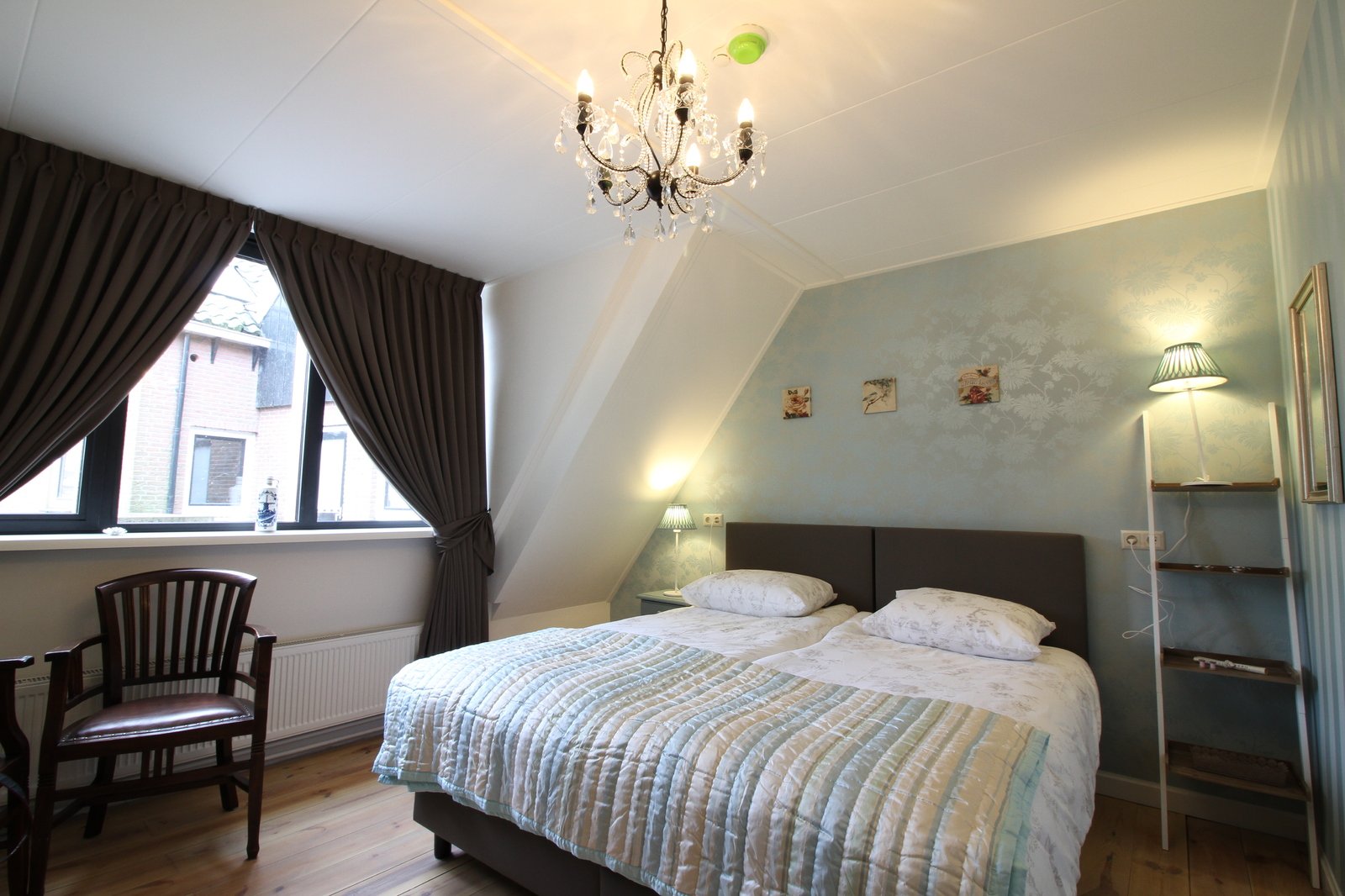 Bed & Breakfast De Roos-官方