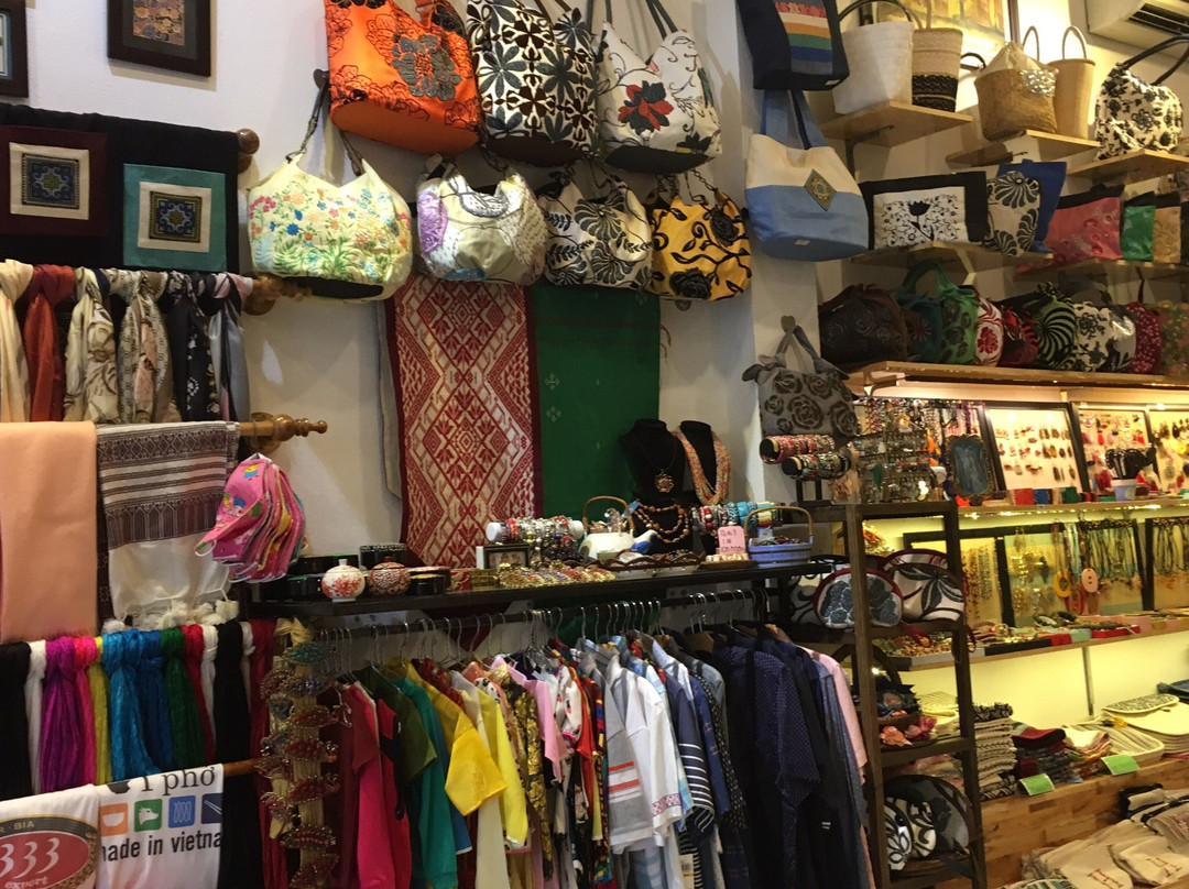 Hantou Souvenirs Shop-岘港必去景点