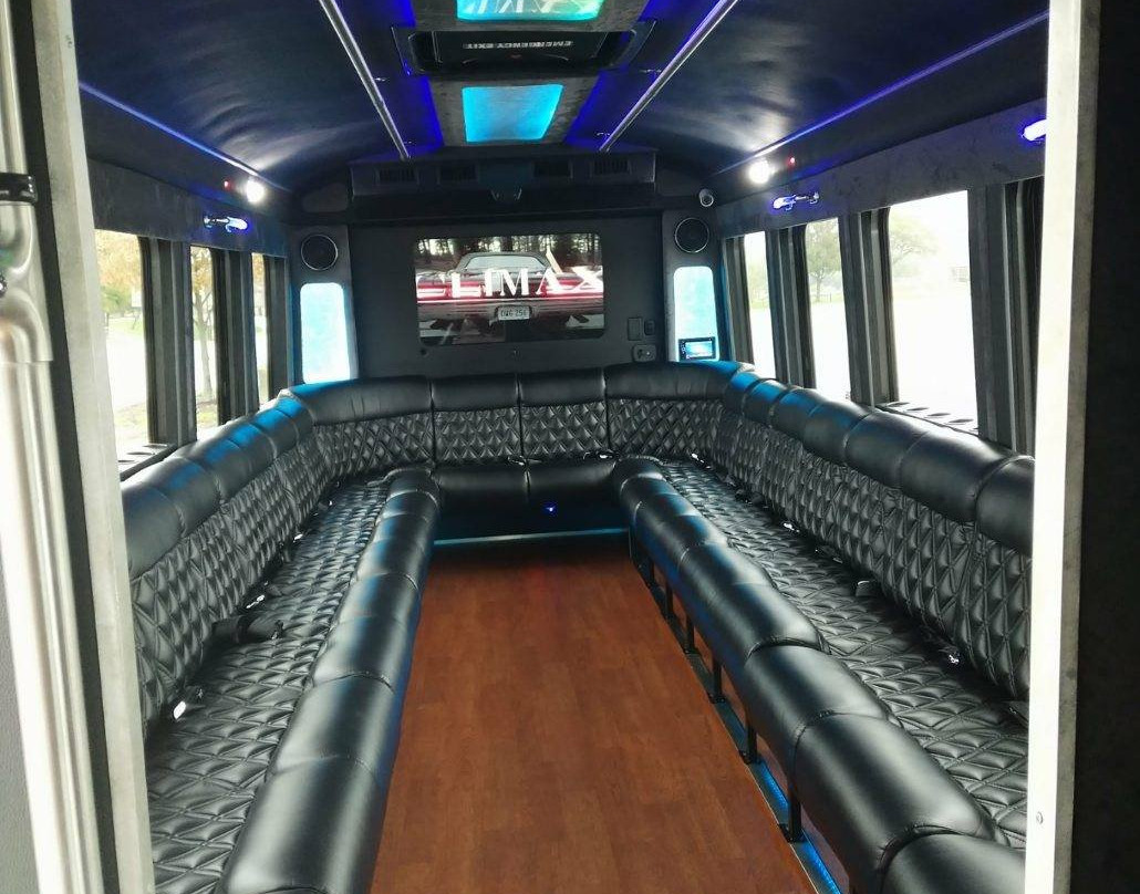 5 Star Limo Bus Rentals景点图片
