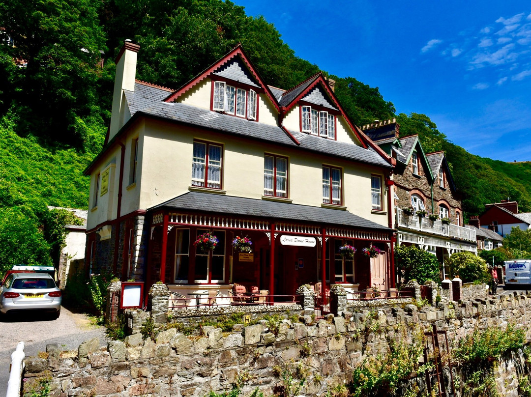 Lorna Doone House主图