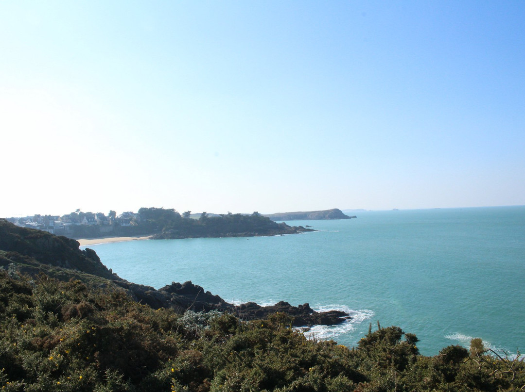 康卡勒旅游景点-Chemin de Ronde