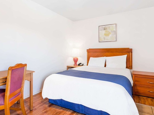 Knights Inn Merritt主图