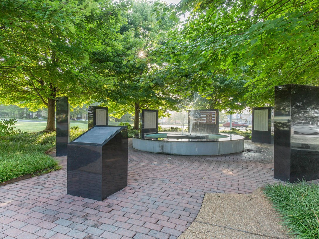 National Funeral Home and Memorial Park-福尔斯彻奇必去景点