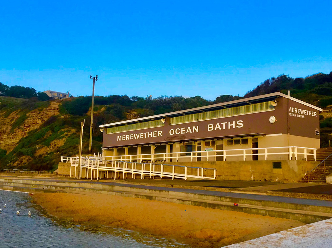 Merewether Beach景点图片