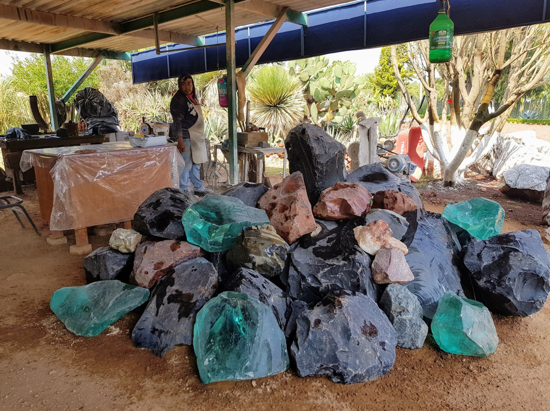 Comercializadora Artesanal Teotihuacan-圣胡安特奥蒂瓦坎必去景点