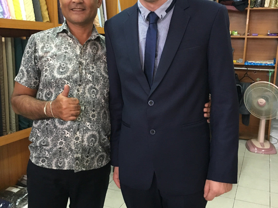 高级定制服装店-清迈必去景点