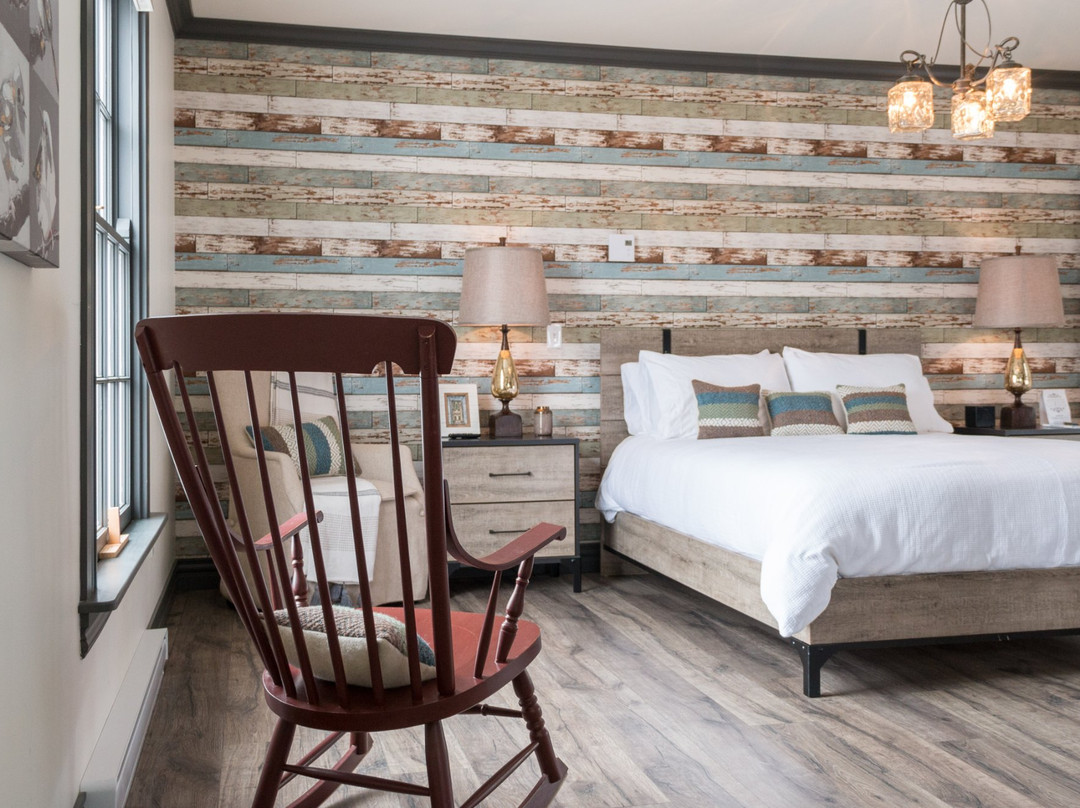 Russelltown Inn主图