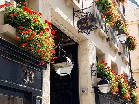 多布松酒店主图