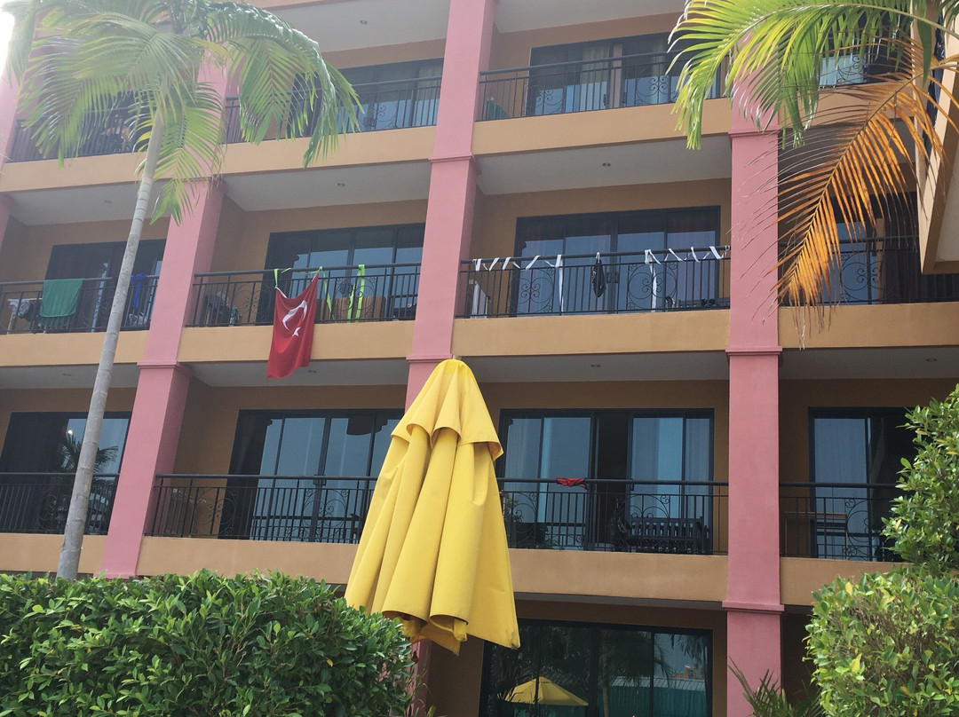 Riad Anchan Hotel and Studio Phuket主图
