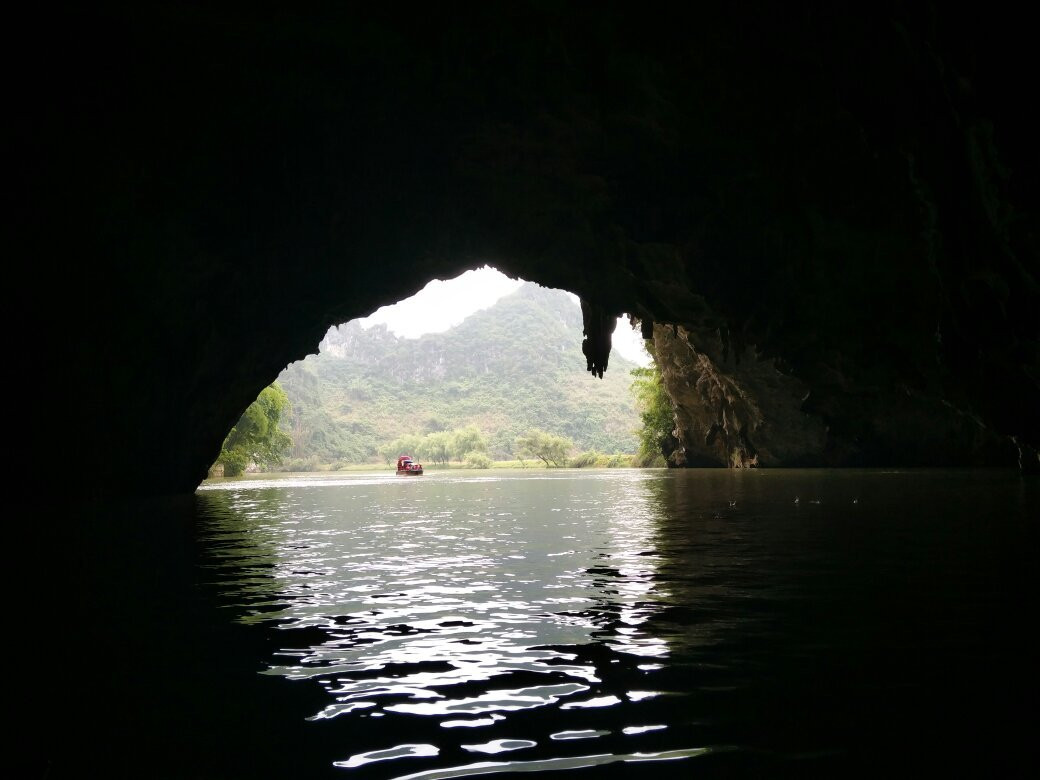 百鸟岩景点图片