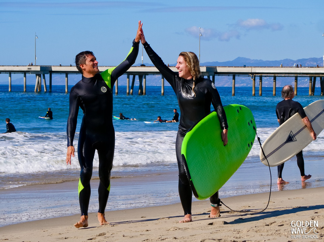 Golden Wave Surf School景点图片