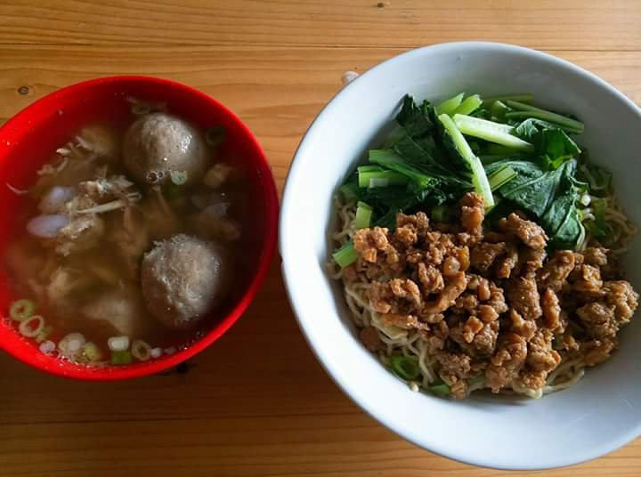 Medanglestari餐馆和美食-Mie Ayam LL