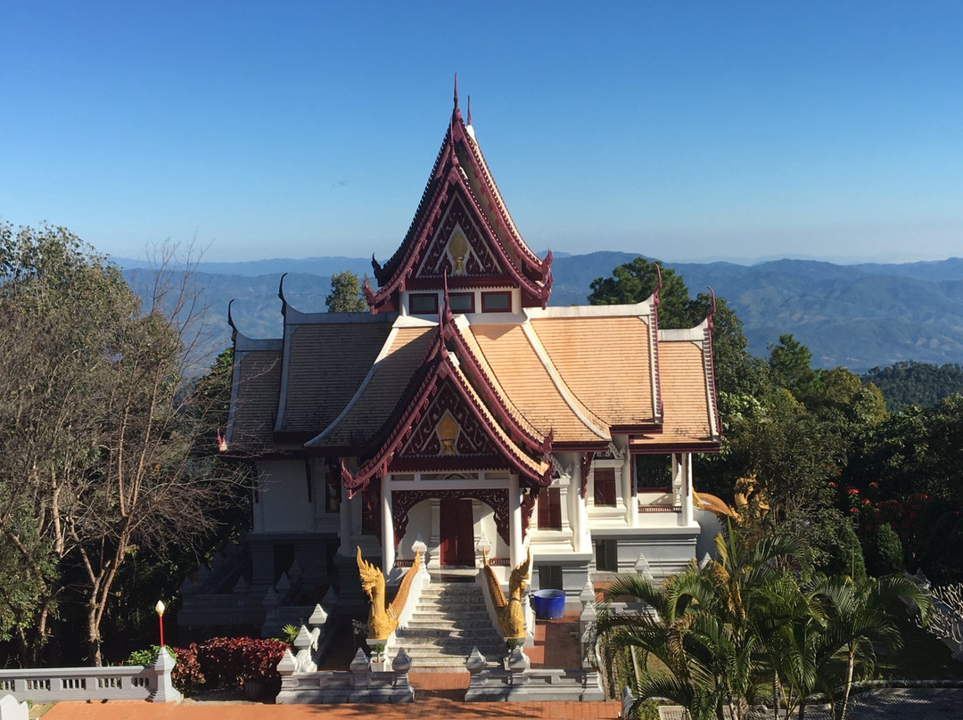 Sinakarintra Stit Mahasantikhiri Pagoda-夜发銮必去景点