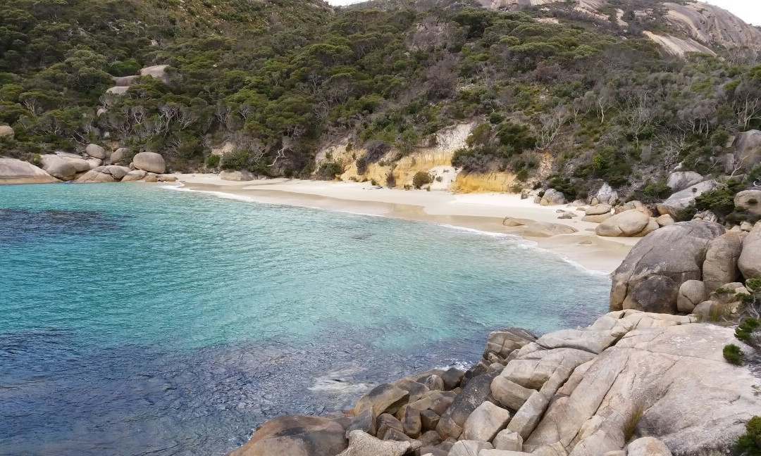 Waterfall Beach-奥尔巴尼必去景点