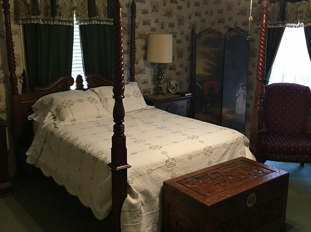 海军准将住宿加早餐酒店主图