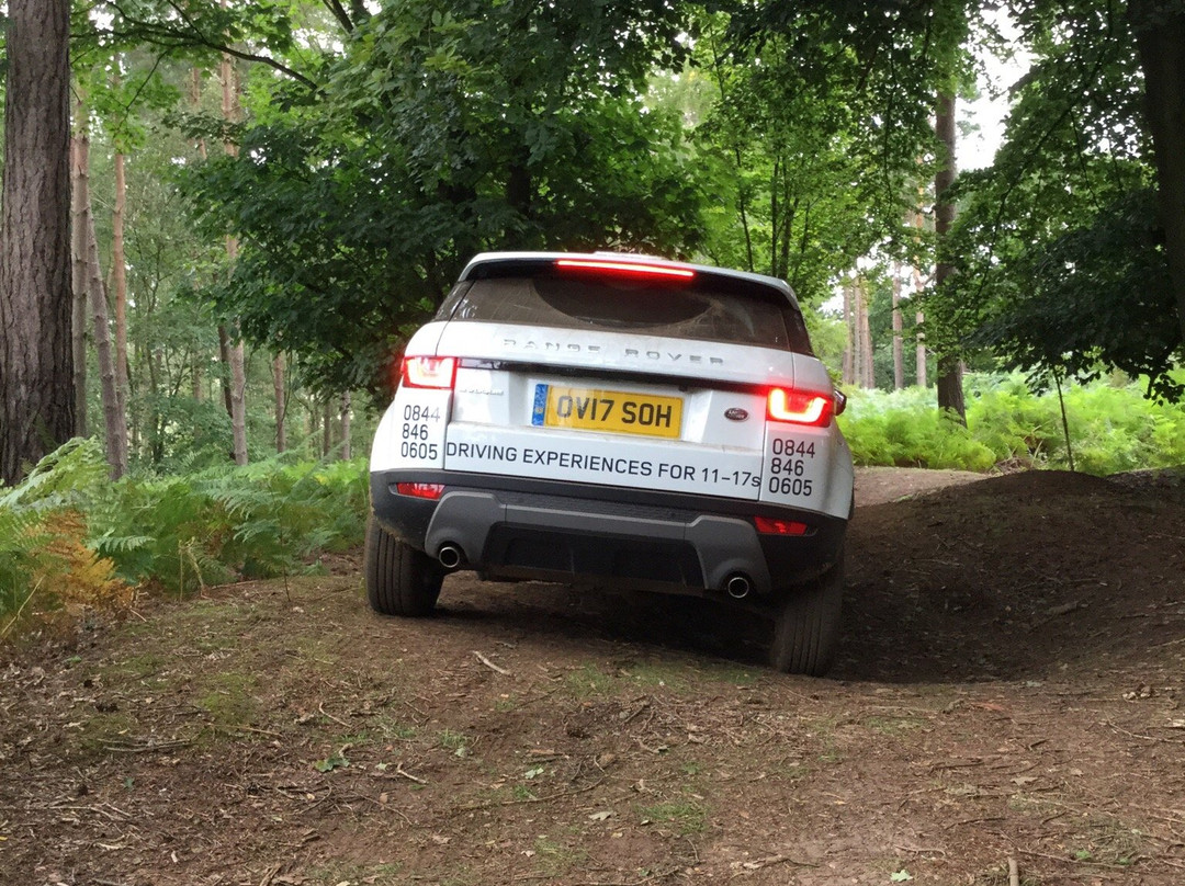 Land Rover Start Off-road - Loseley Park景点图片