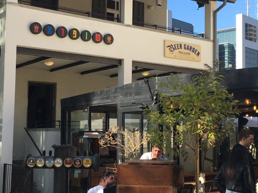 Beer Garden, Paulaner Sarona