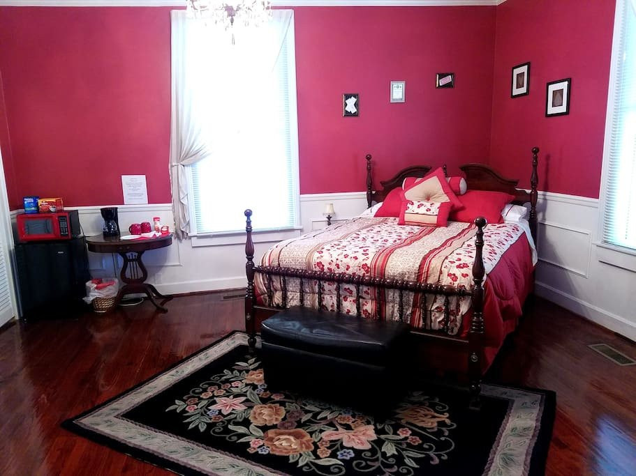 Hearthside Manor Inn主图