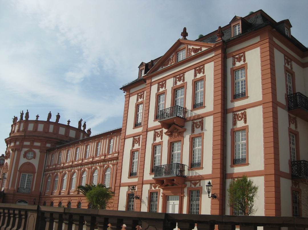 Biebricher Schlosspark-威斯巴登必去景点