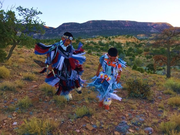 Navajo Paintbrush-Rough Rock必去景点