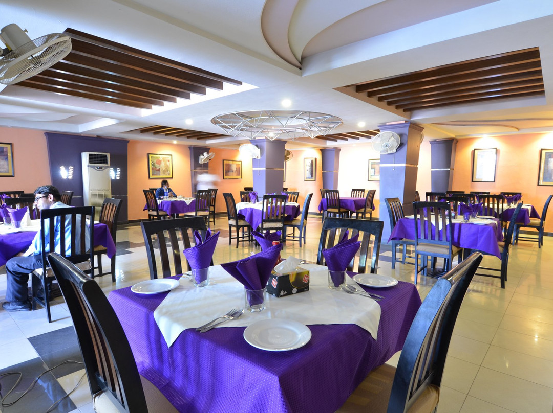 Pak Continental Hotel主图