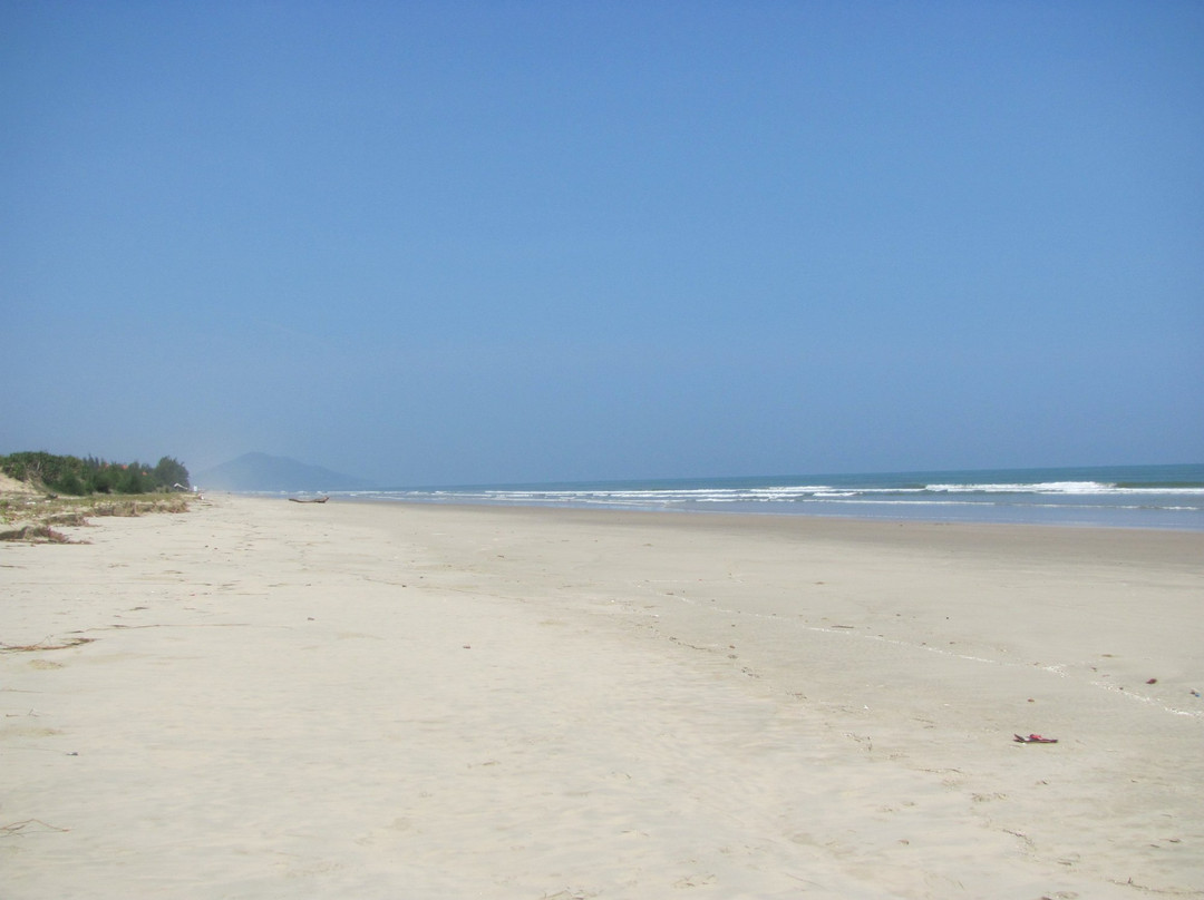 Lang Co Beach景点图片