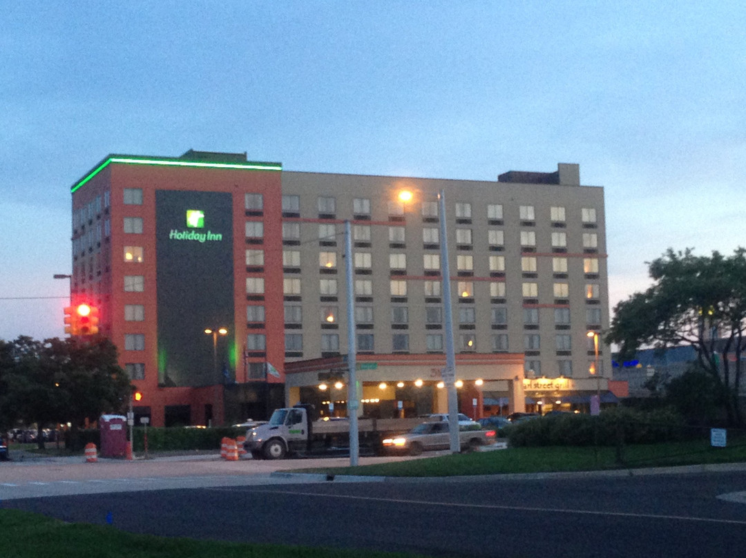 Holiday Inn 大急流城中心