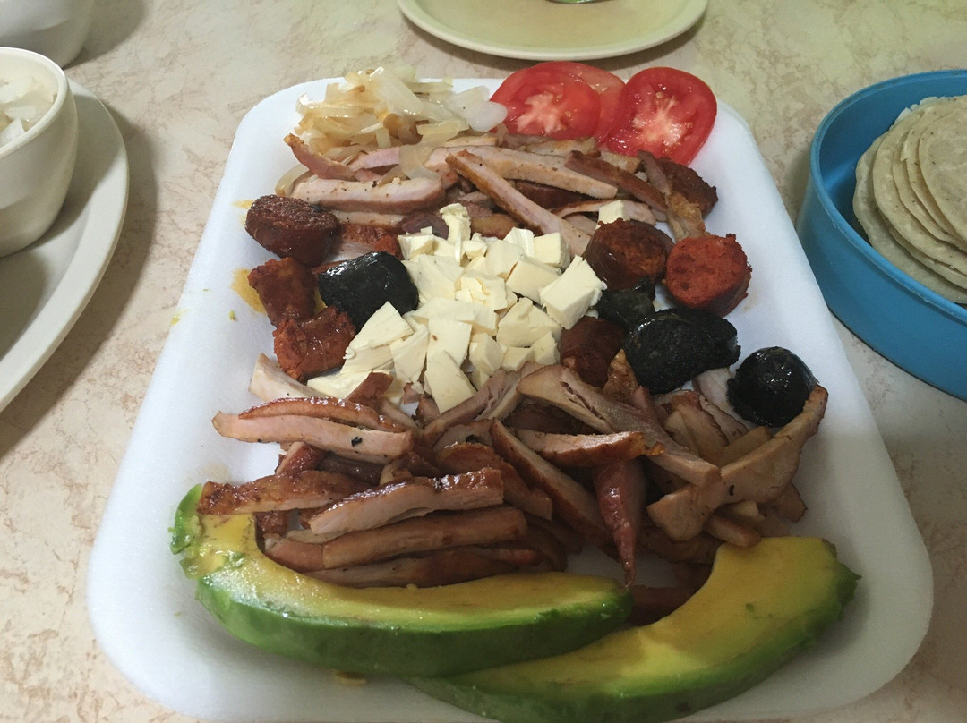 Ek Balam Village餐馆和美食-Carnes Concepcion