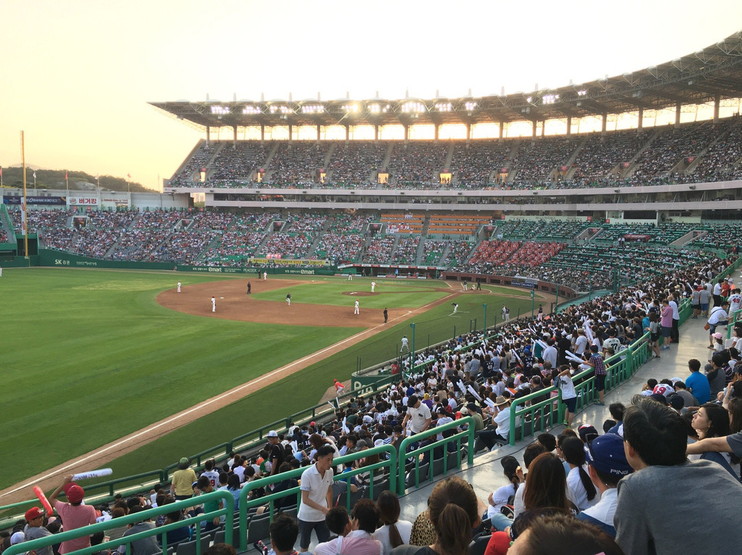 仁川文鹤竞技场-仁川必去景点
