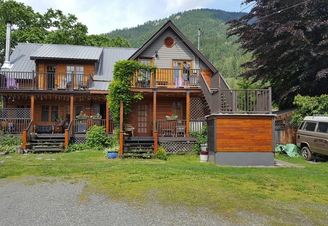 Kaslo Manor Lodge