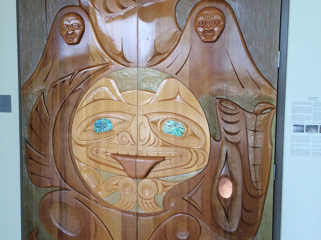 Gordon Smith Gallery of Canadian Art-北温哥华必去景点