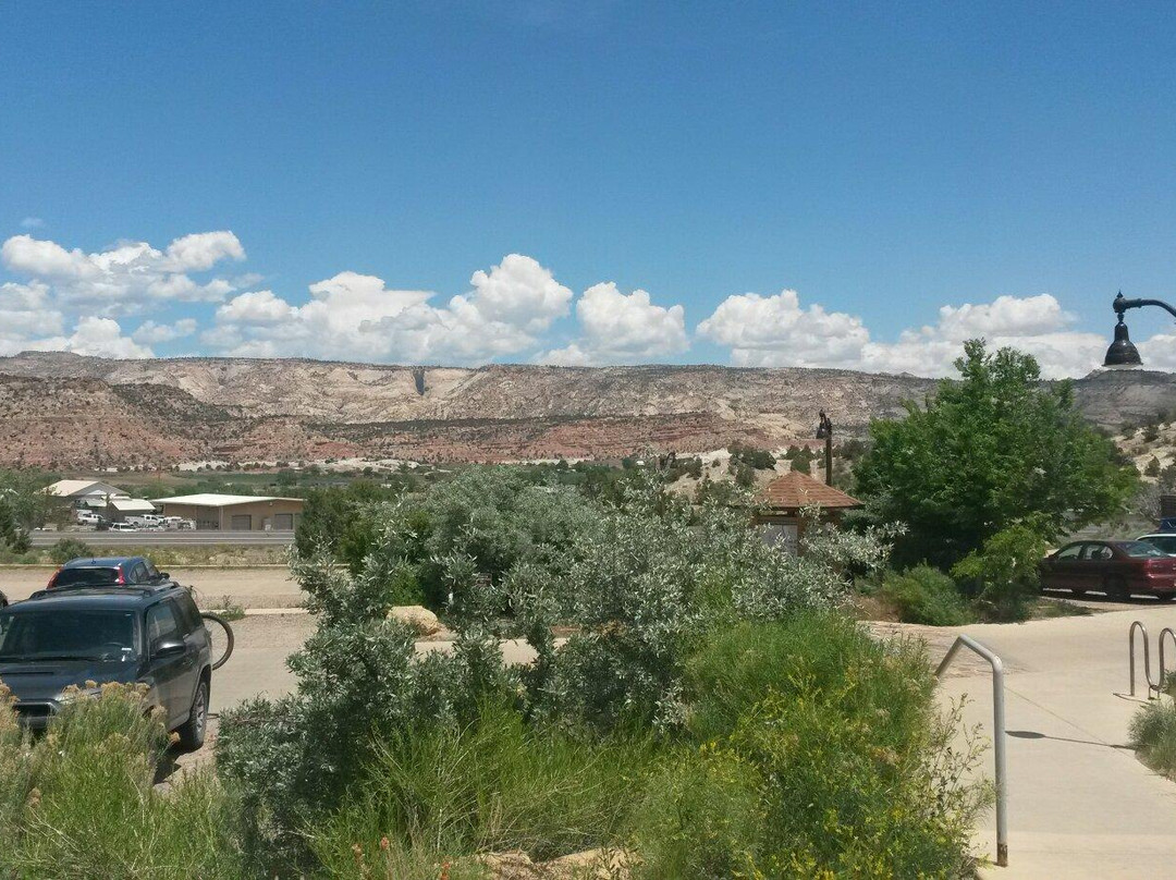Escalante Interagency Visitor Center景点图片