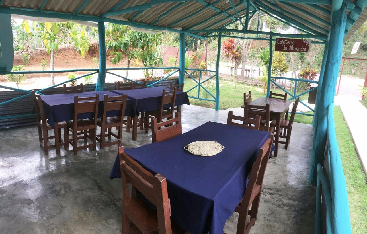 Hospedaje Yumi-餐饮