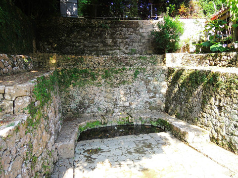 Kinjo Ookegawa-那霸市必去景点