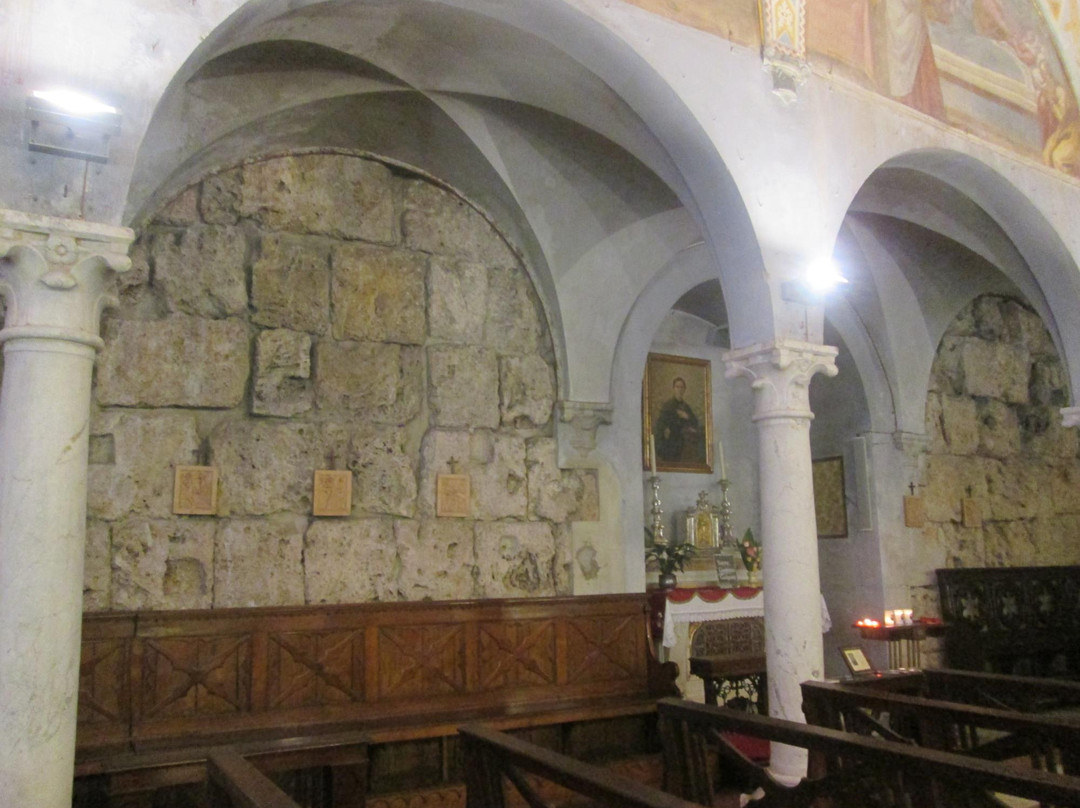 Church of St. Mary of the Rose景点图片