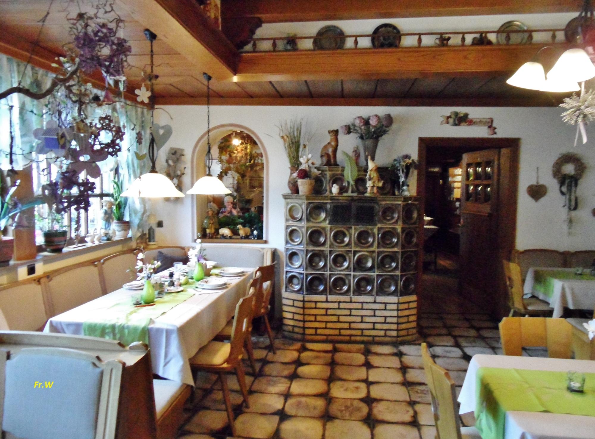 Maischeider Hof-餐饮